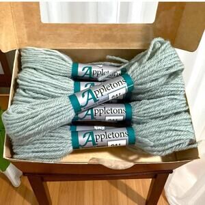 99 Yards - Appletons #641 Peacock Blue‎ Pallet 100% English Wool Tapestry Skein